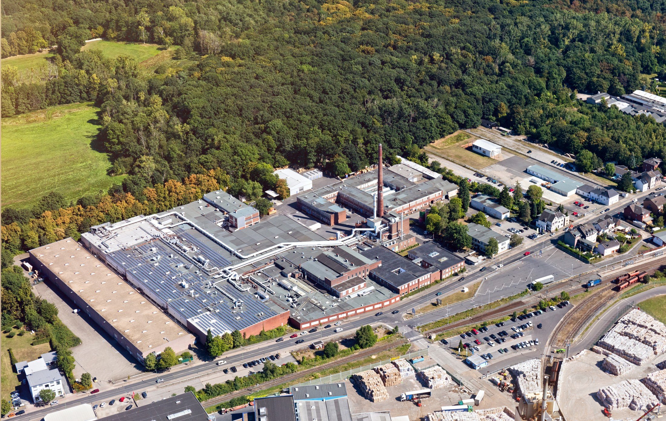 Luftaufnahme des Firmengeländes in Düren